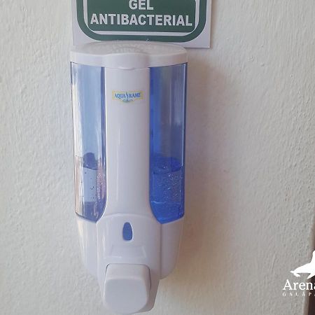 Hostal Arena Negra Puerto Ayora  Ngoại thất bức ảnh