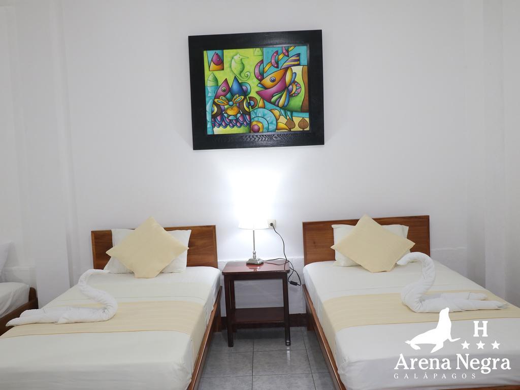 Hostal Arena Negra Puerto Ayora  Ngoại thất bức ảnh