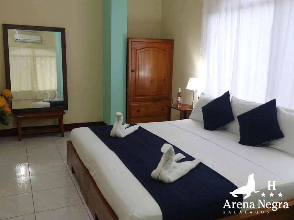 Hostal Arena Negra Puerto Ayora  Ngoại thất bức ảnh