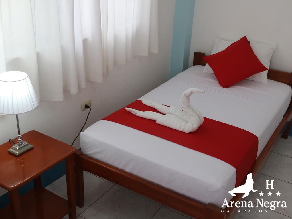 Hostal Arena Negra Puerto Ayora  Ngoại thất bức ảnh