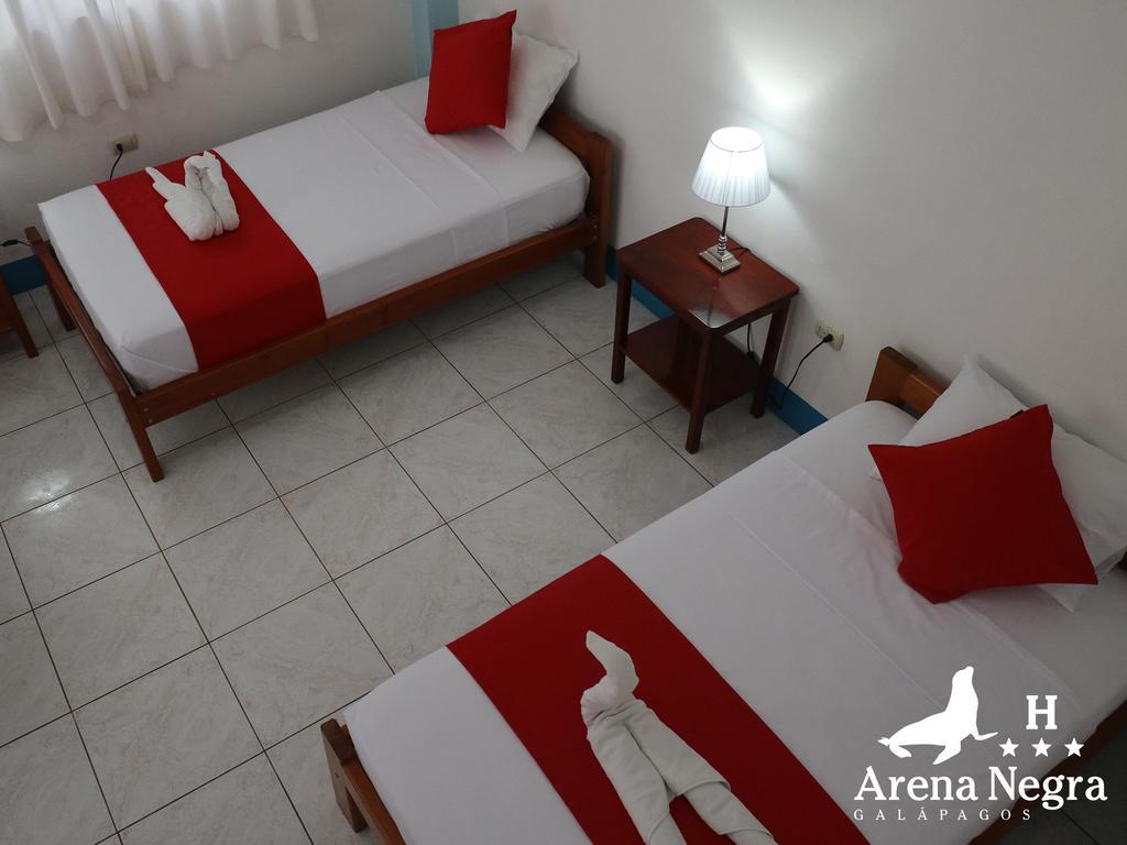 Hostal Arena Negra Puerto Ayora  Ngoại thất bức ảnh