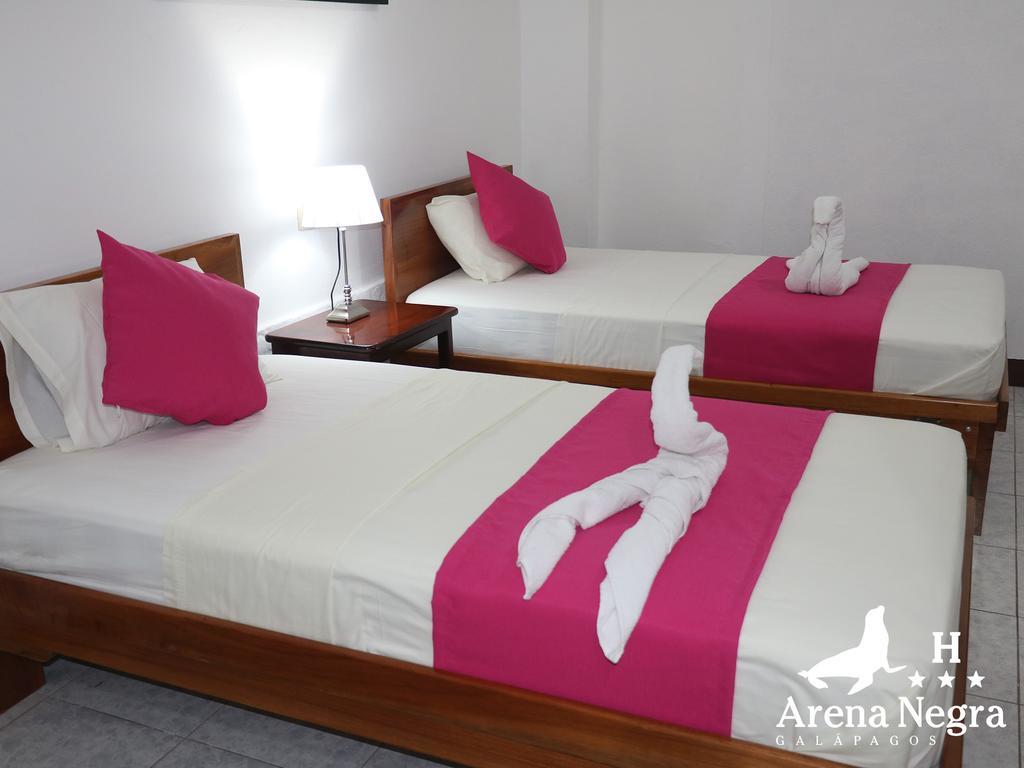 Hostal Arena Negra Puerto Ayora  Ngoại thất bức ảnh