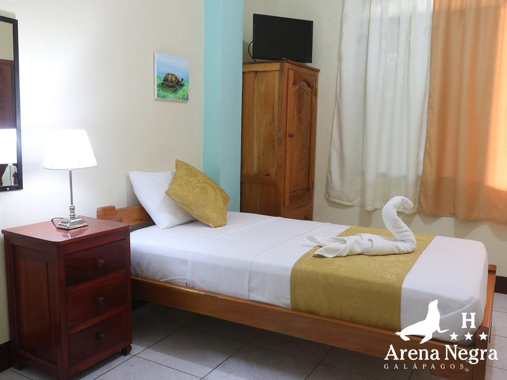 Hostal Arena Negra Puerto Ayora  Ngoại thất bức ảnh