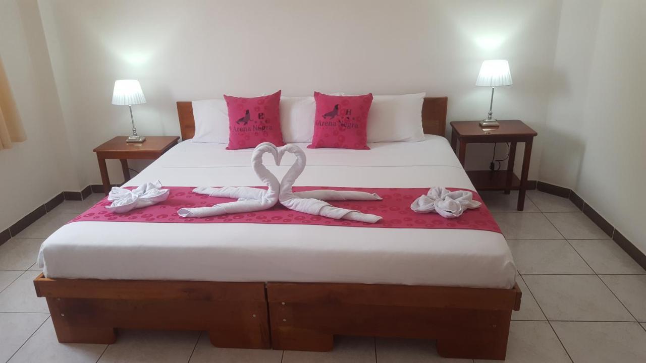 Hostal Arena Negra Puerto Ayora  Ngoại thất bức ảnh